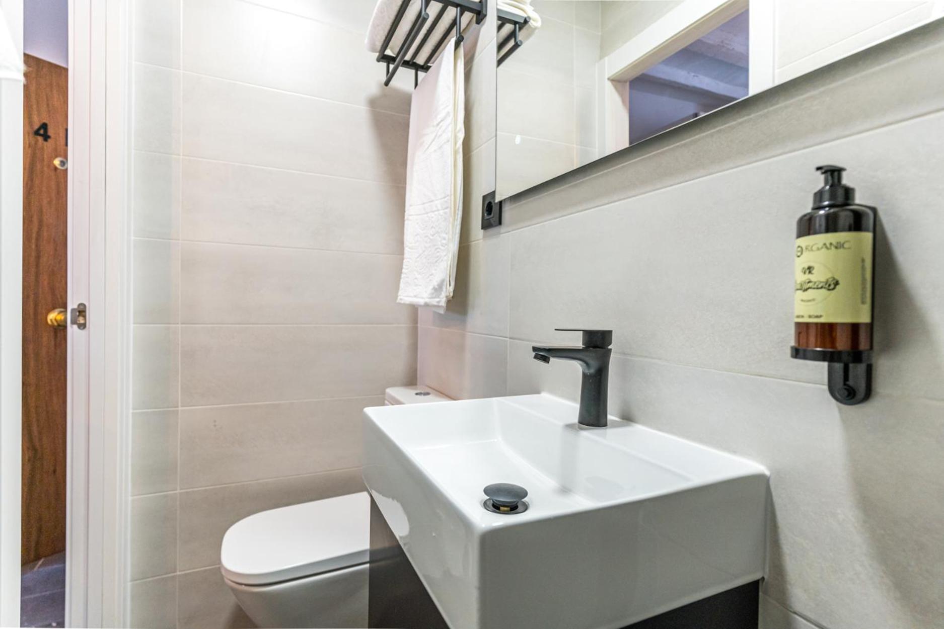 Vr Estudios Apartments Madrid Extérieur photo