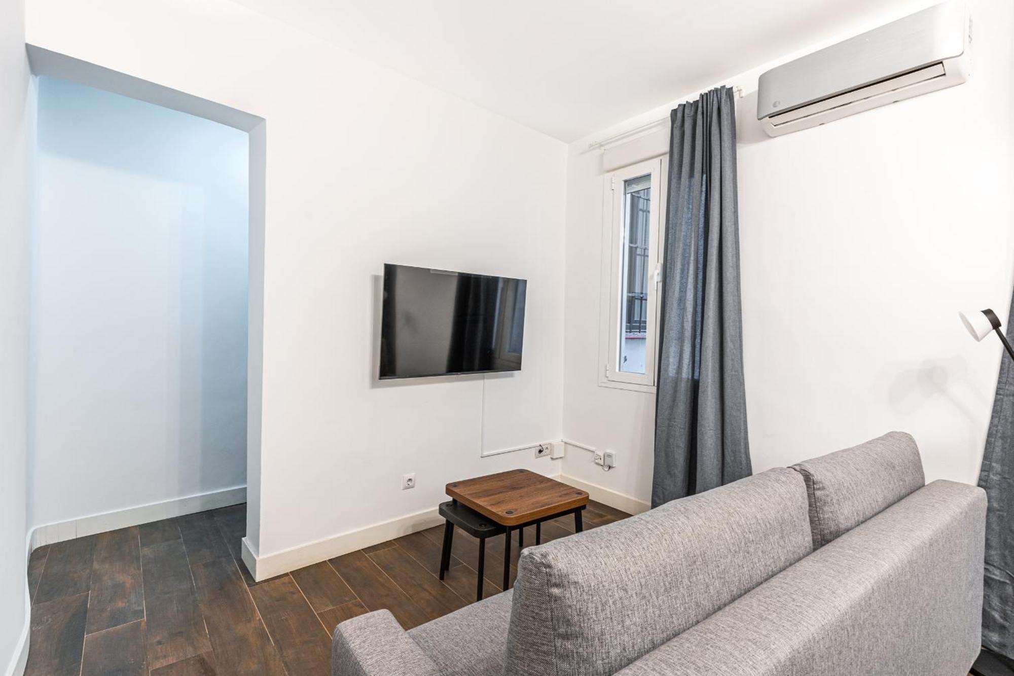 Vr Estudios Apartments Madrid Extérieur photo
