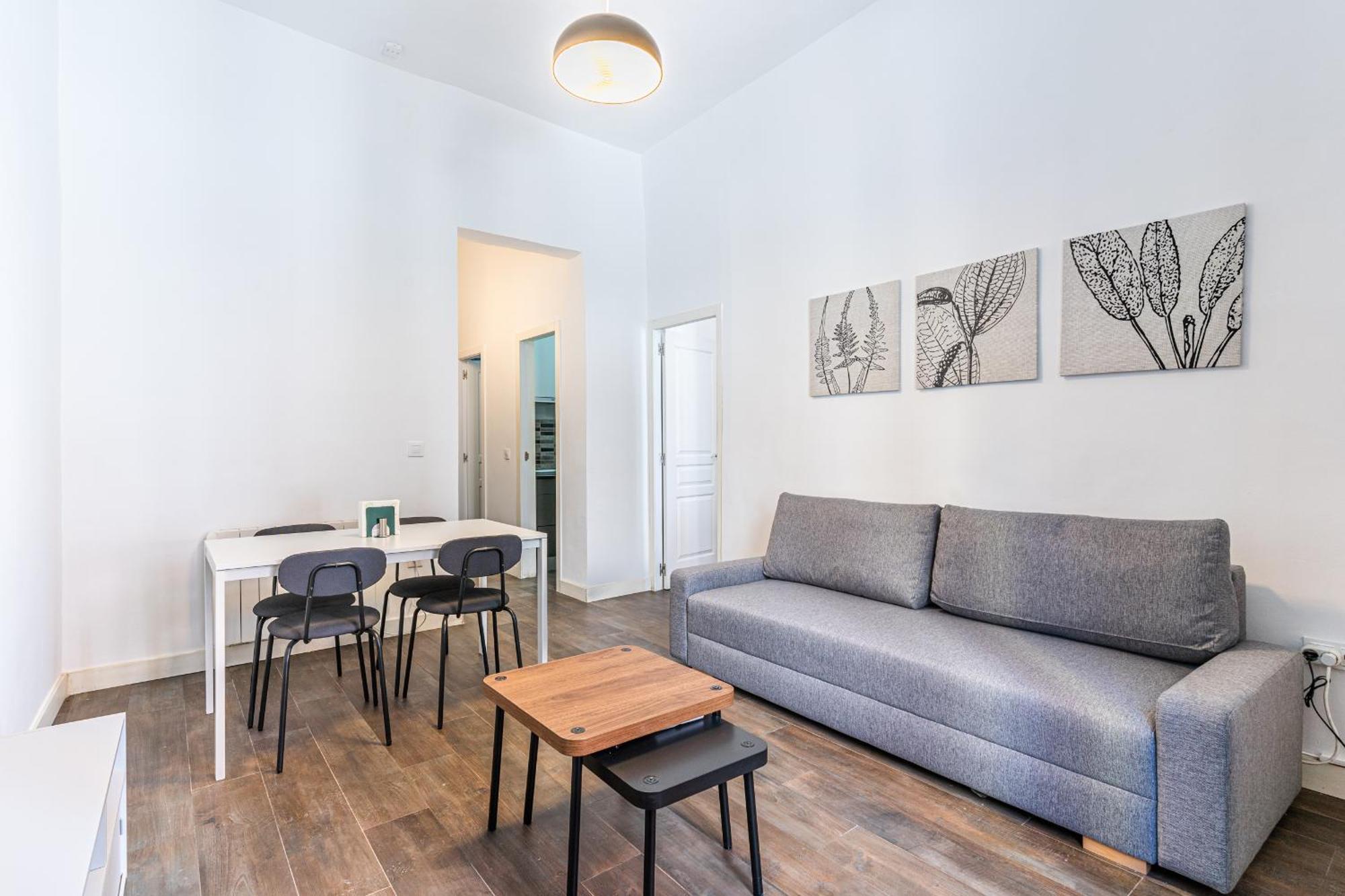Vr Estudios Apartments Madrid Extérieur photo