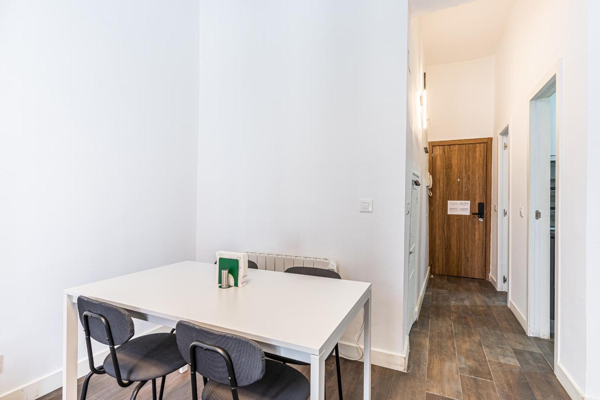 Vr Estudios Apartments Madrid Extérieur photo