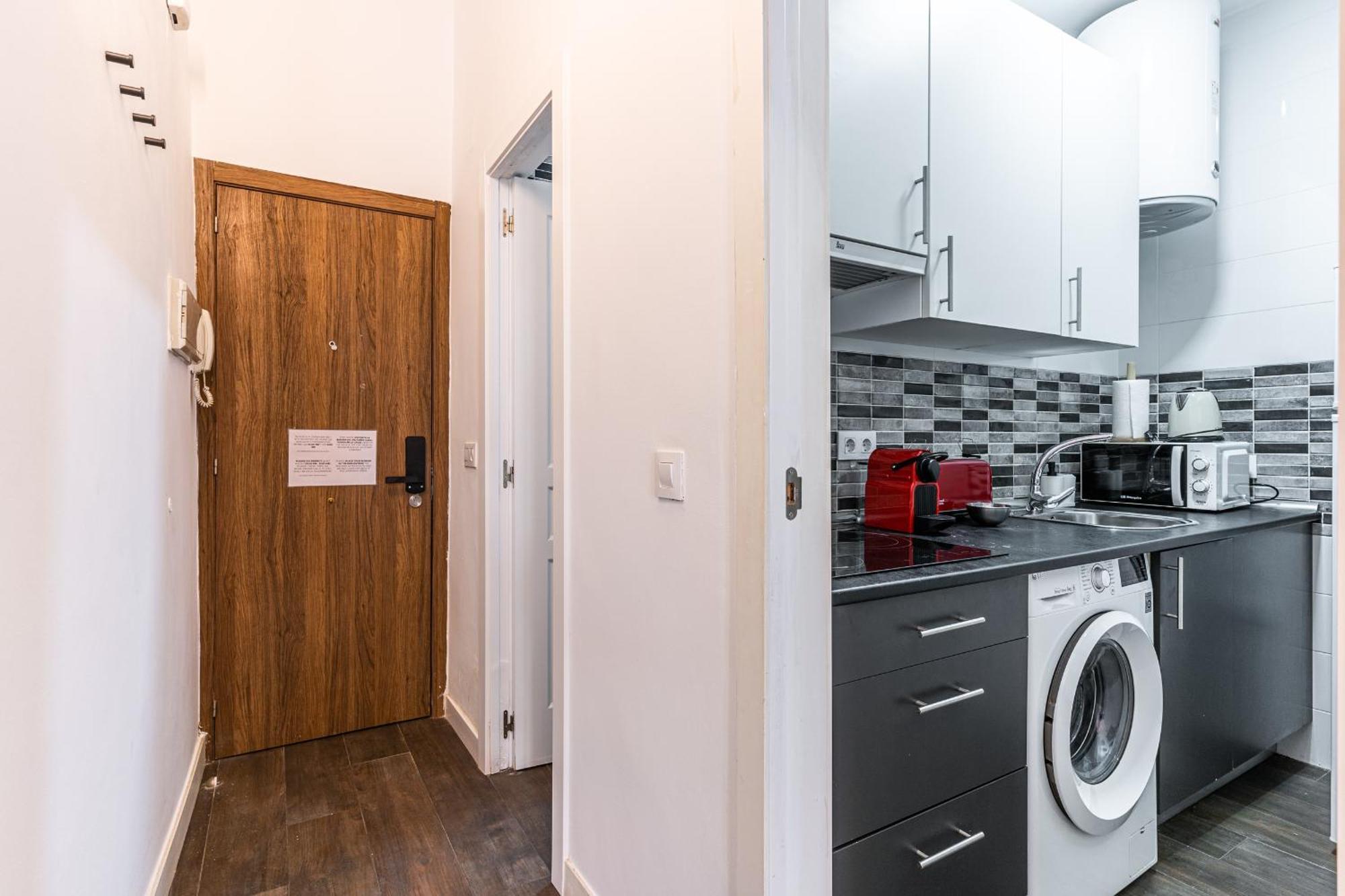 Vr Estudios Apartments Madrid Extérieur photo